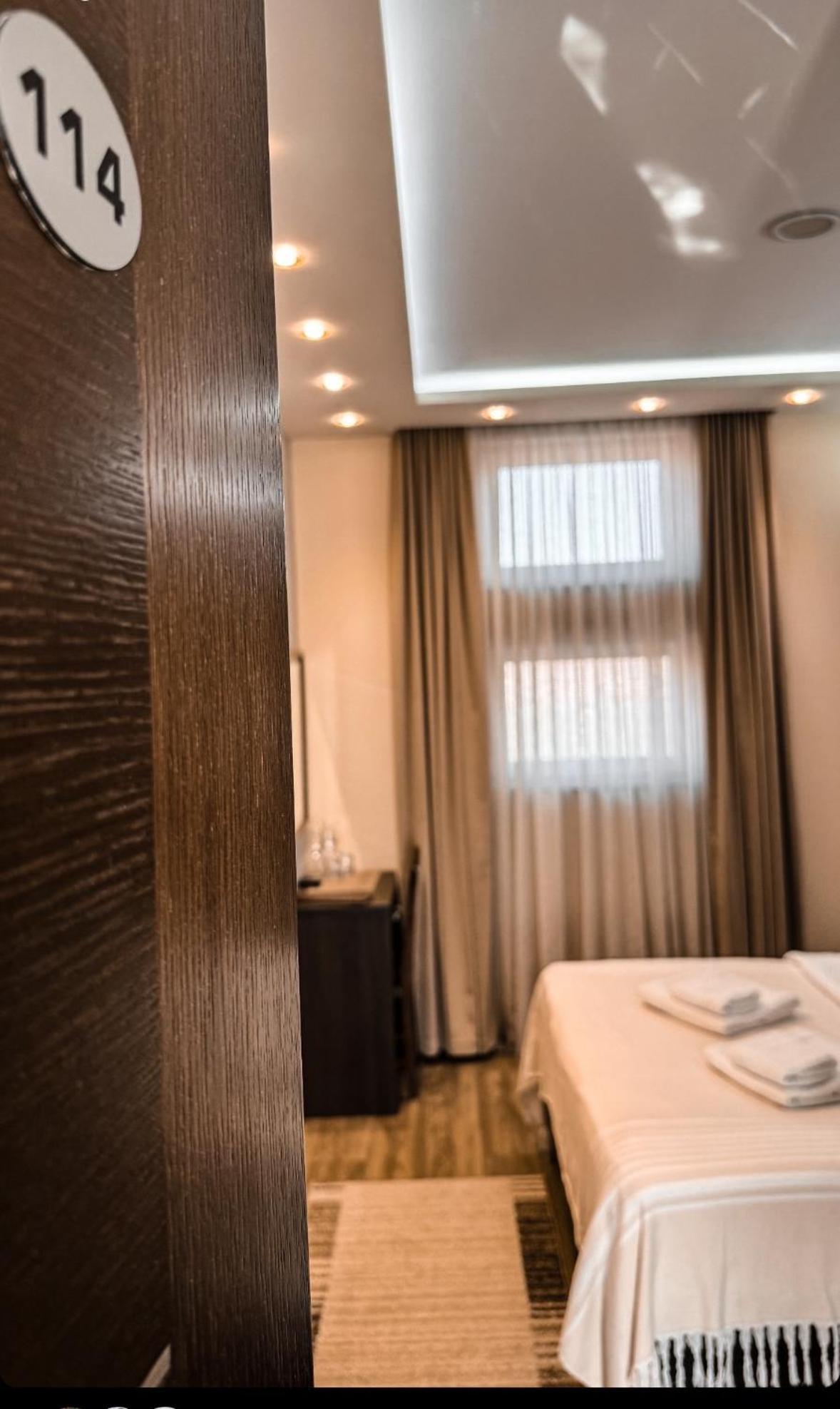 Hotel Morava - Sabac Bagian luar foto